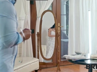 Aroused bride cheats on her husband before the wedding with his best man