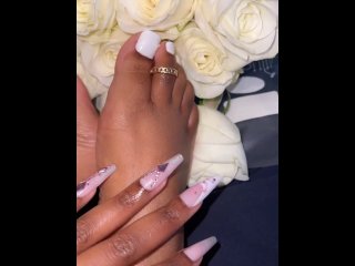 Pretty Toes and Roses for a birthday ðŸŽ‚ queen