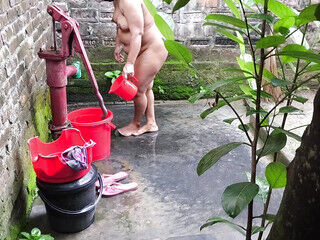 I see my aunty going to take a bath after I hugged and Fucking ass