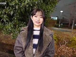 An Irresistible Beauty Descends. The Overwhelming Facial Iq And The Eroticism Of Her Well-trained Beautiful Naked Body Are Beyond Imagination. I Could