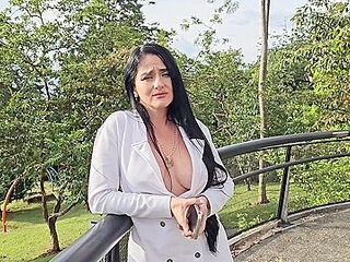 Caliente Milf De Tetas Grandes Es Follada En Mi Carro, Amateur Pov - Jean Paul Oficial