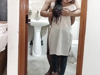 Big step brother ko muth marte bathroom me dekh liya