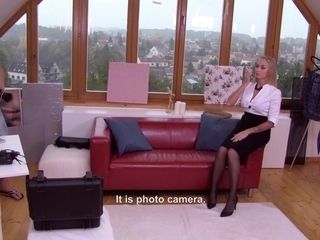 Seduced Photographer Kayla Green MILF Porn