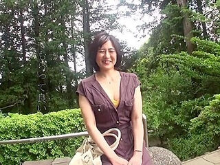 Kiz-004 Tall Masturbation Mature Woman Mikka 35 Years O