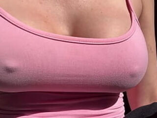 Italian Big Tits Milf Artemisia Love Making her boobs bounce outdoor