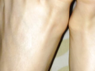 I enjoy to posture and showcase my soles and toes