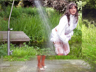 Wanking Sissy With Outdoor Cumshot