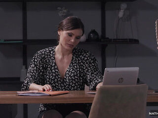 Naughty Asian Secretary Polly Pons Takes Her BBC Colleague up Her Ass